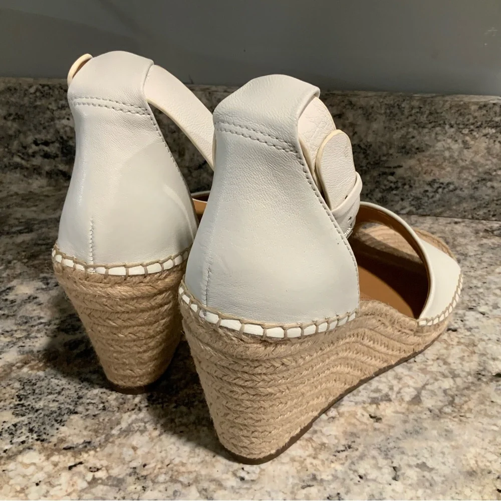 Vince Camuto vince camuto